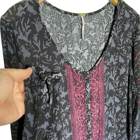 FREE PEOPLE Women’s Black and Gray Geo Print long Sleeve Romper medium - Picture 3 of 4